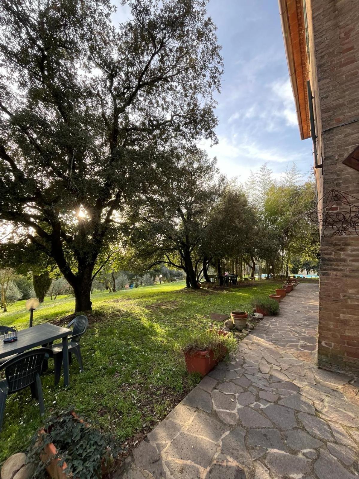 Agriturismo La Torre Di Monsindoli Siena Exterior foto