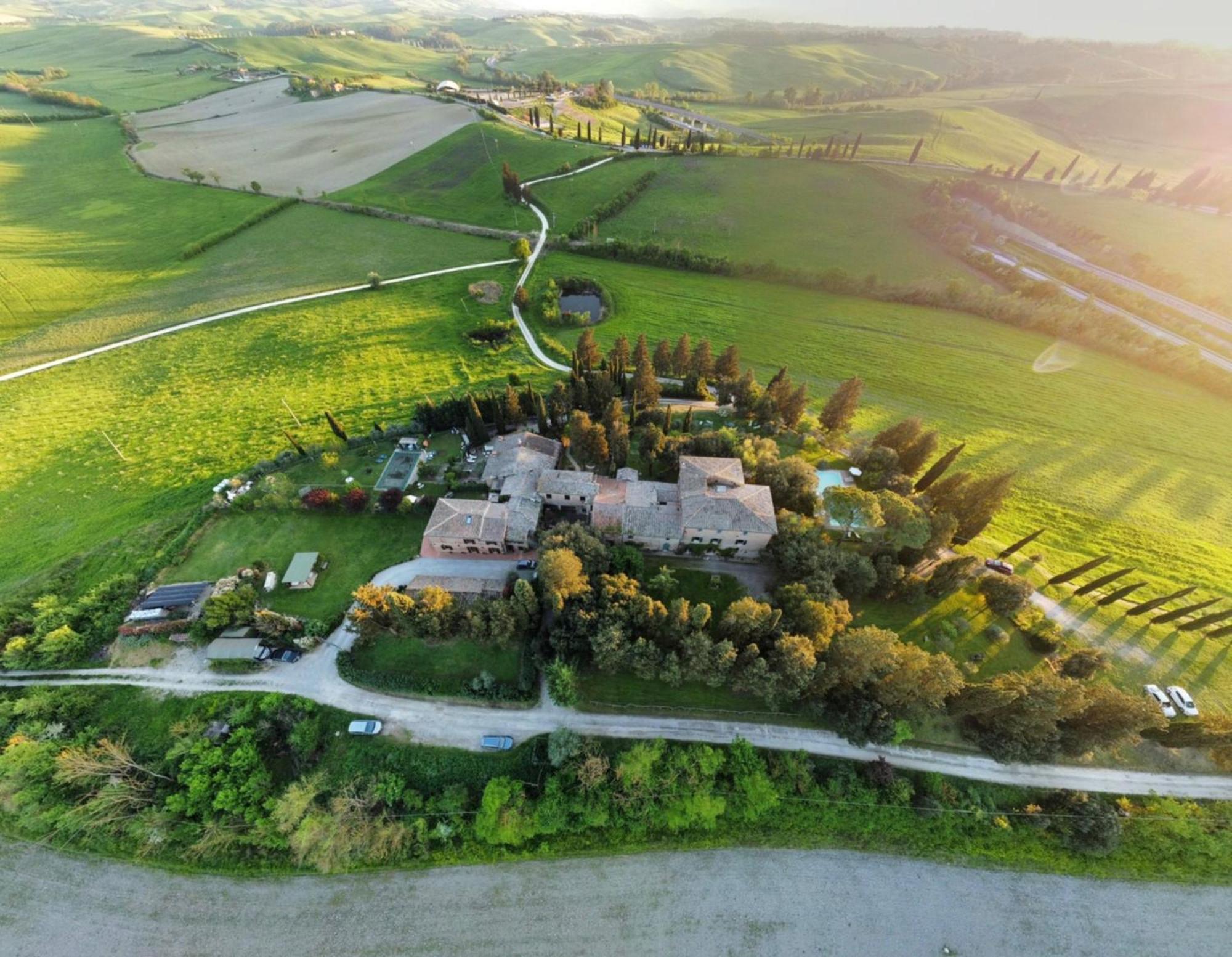 Agriturismo La Torre Di Monsindoli Siena Exterior foto